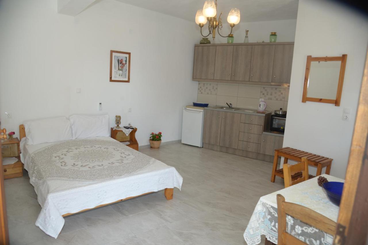 Betsanis Stafylos Apartments ภายนอก รูปภาพ